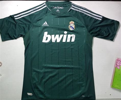 ♈ BWIN Football Jersey (Preloved) M/L .
